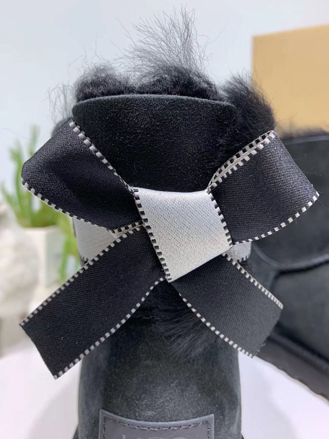 Black Bow-Detail Shoes with Subtle Shimmer | 2938