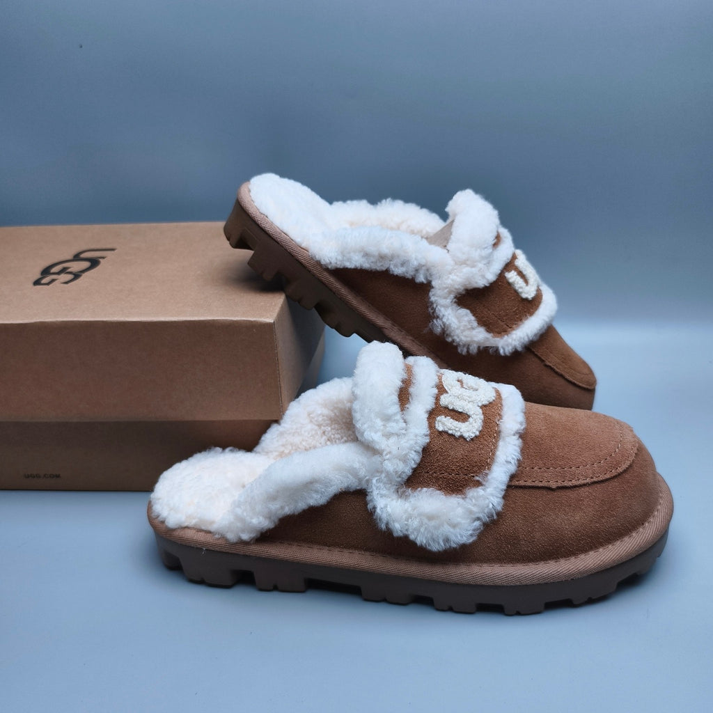 Chestnut Curly Plush Slippers with Oversized Logo | 1206