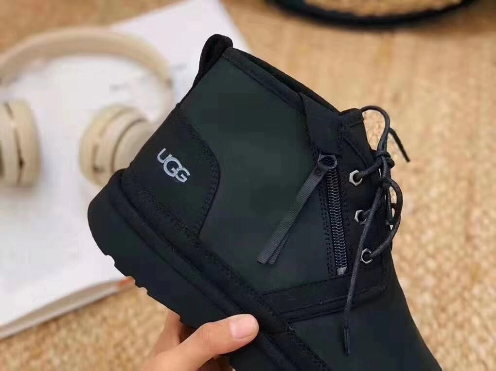 Black Zip-Up Shoes, Updated Edition | 3883