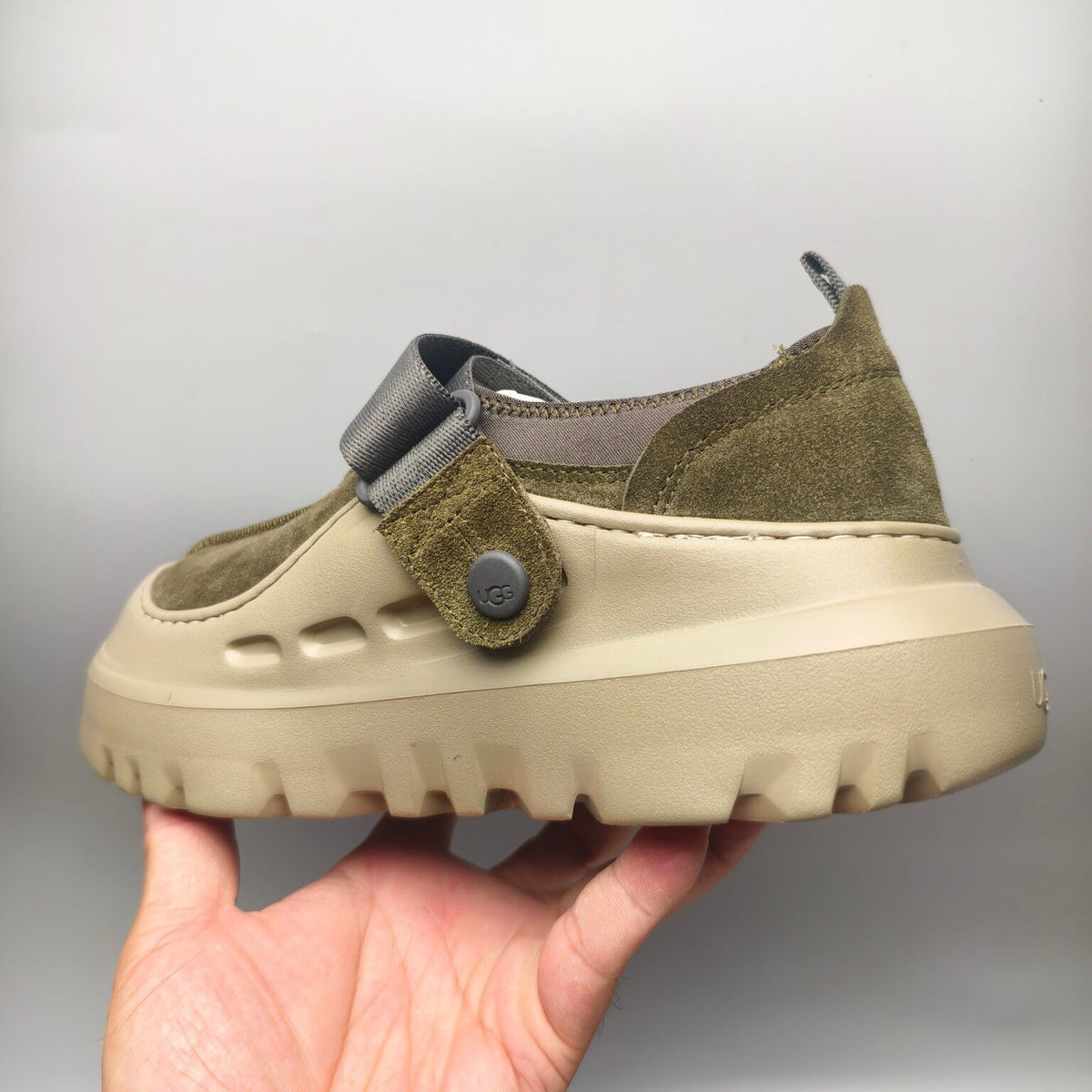 Unisex Slip-On Casual Shoes – Green | 7550