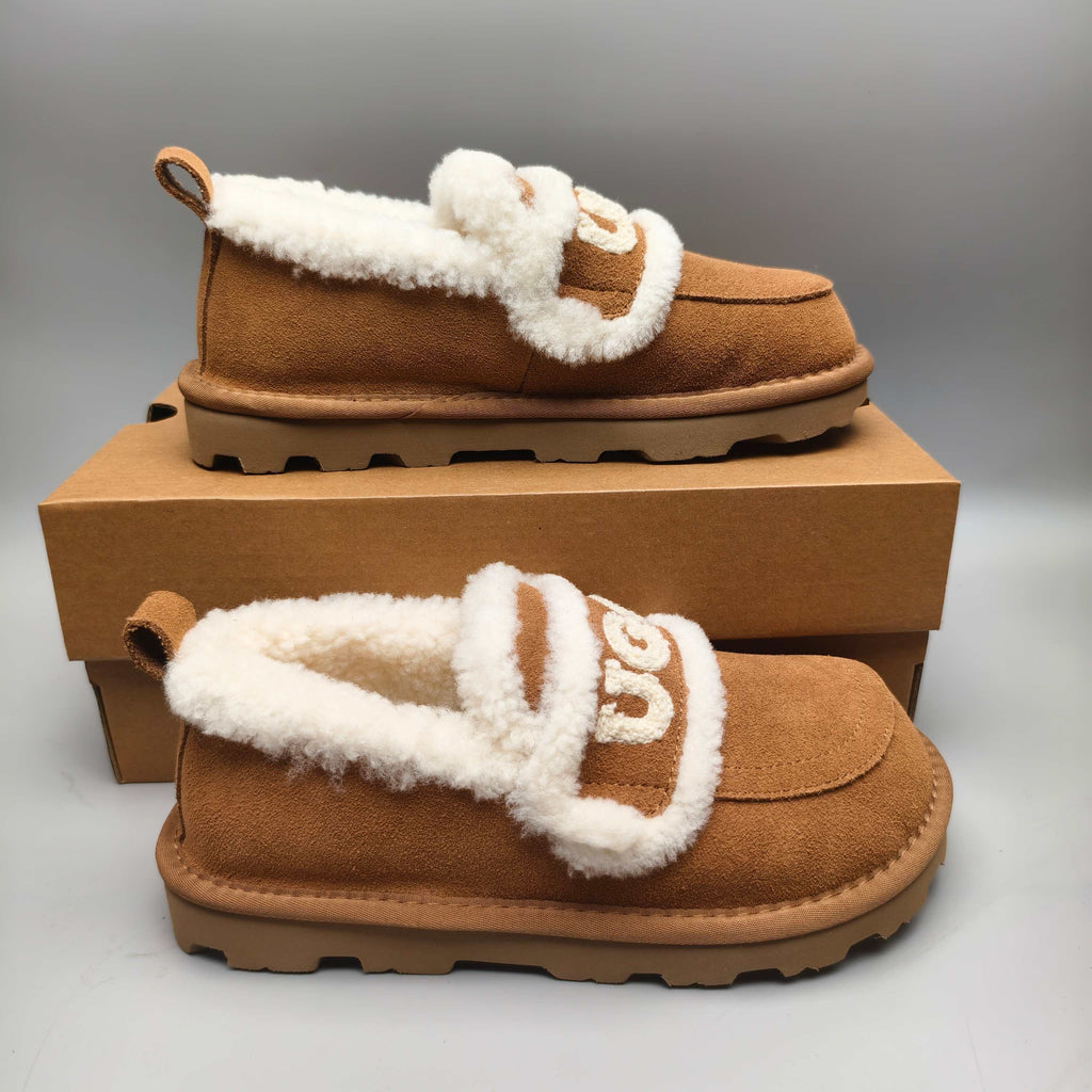 Chestnut Closed-Back Casual Shoes with Oversized Logo | 2939