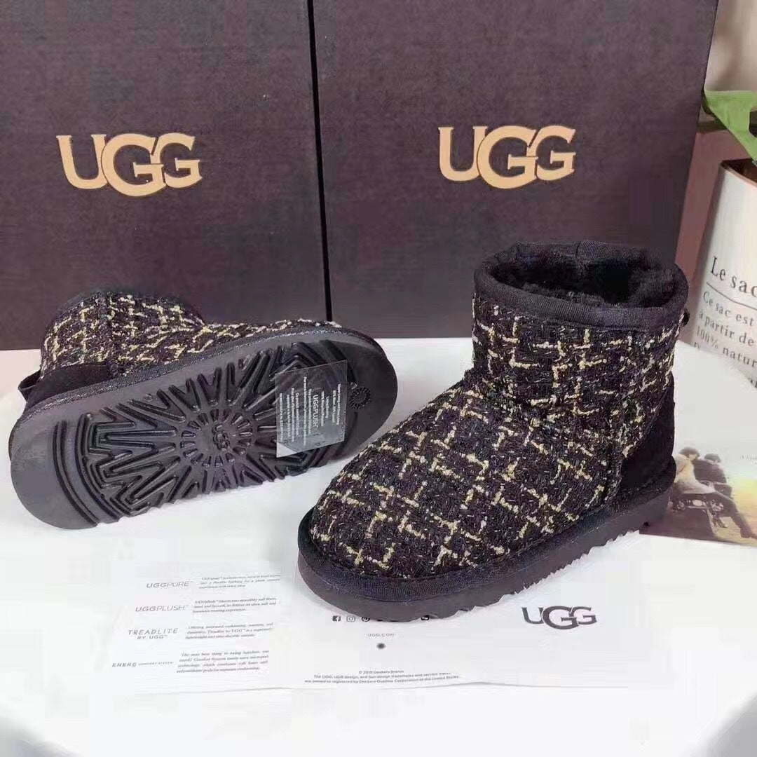 Kids’ Chic Black Snow Boots – 5854