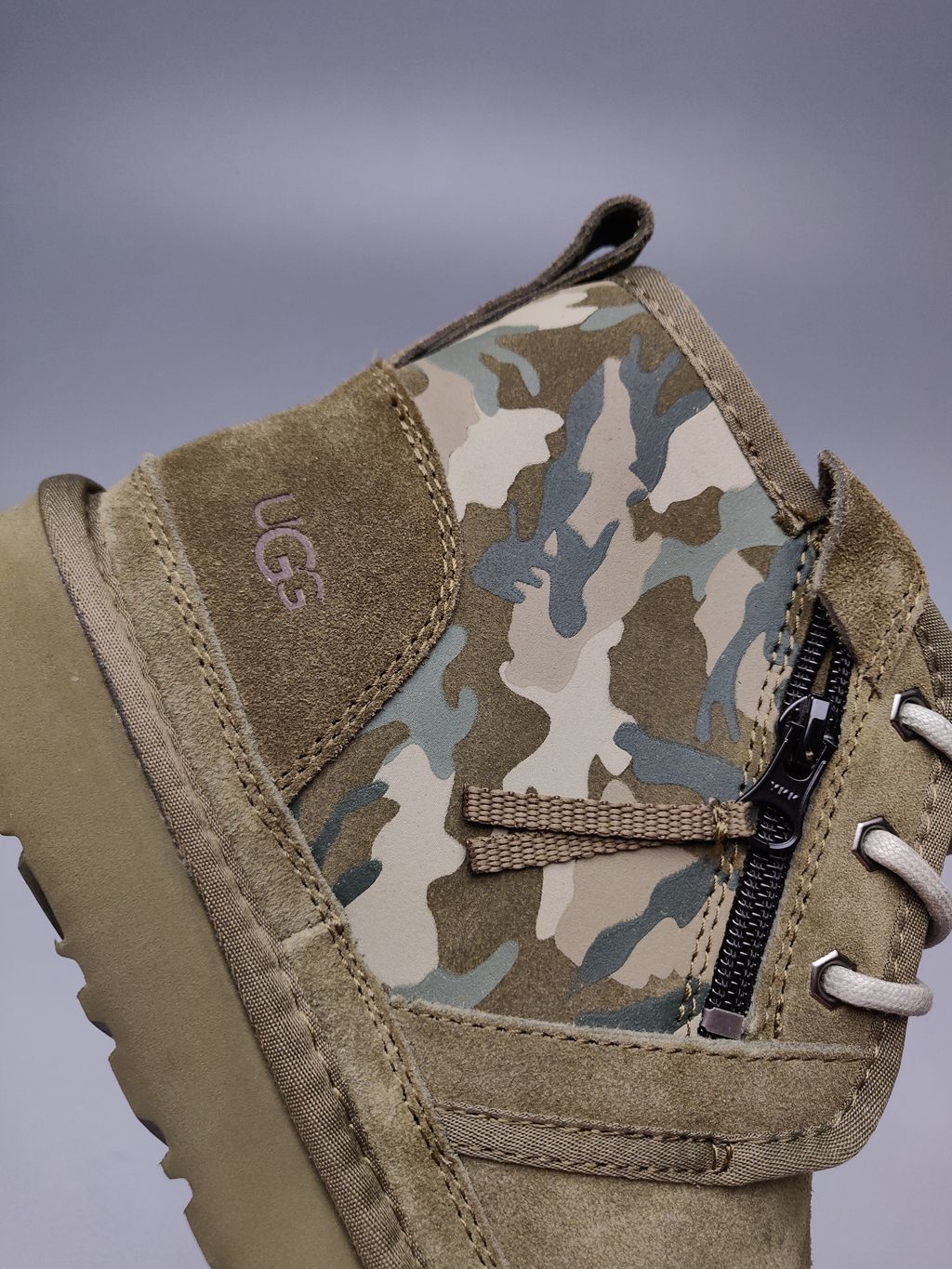 Men’s Colorblock Camo Shoes in Army Green – 4193