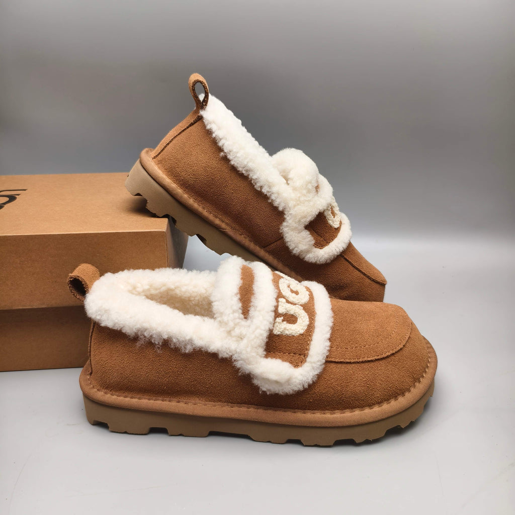 Chestnut Closed-Back Casual Shoes with Oversized Logo | 2939