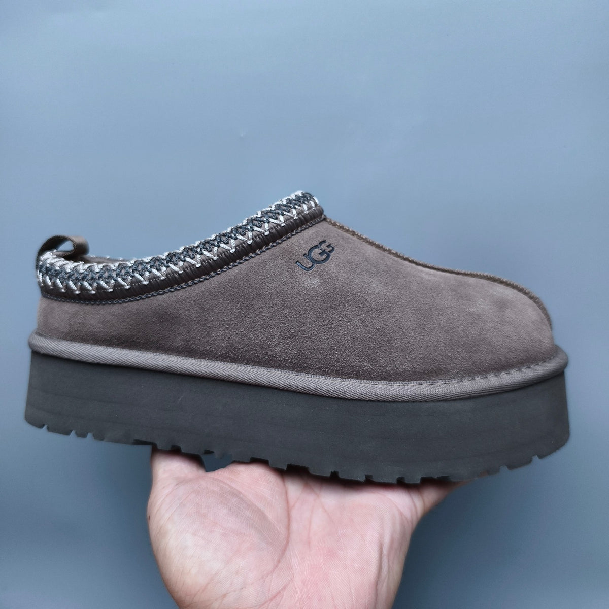 Walnut Folk-Inspired Platform Casual Shoes | 2553 / 2130