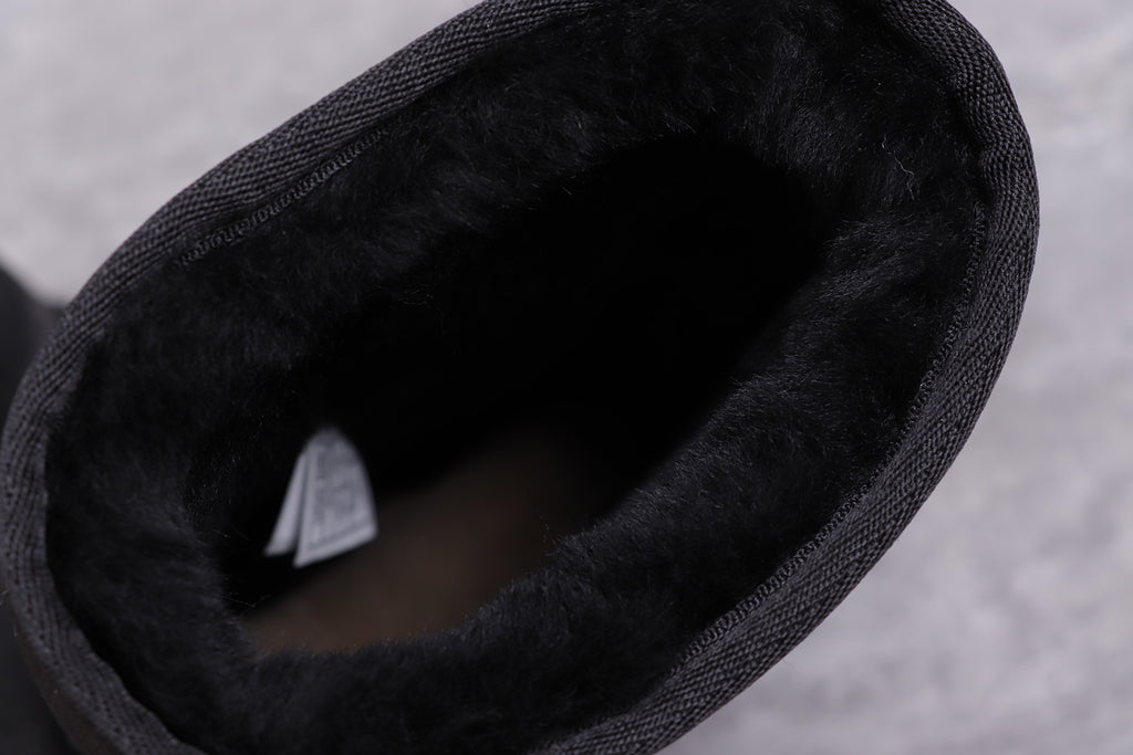 Black Classic Short II Boots – 6223