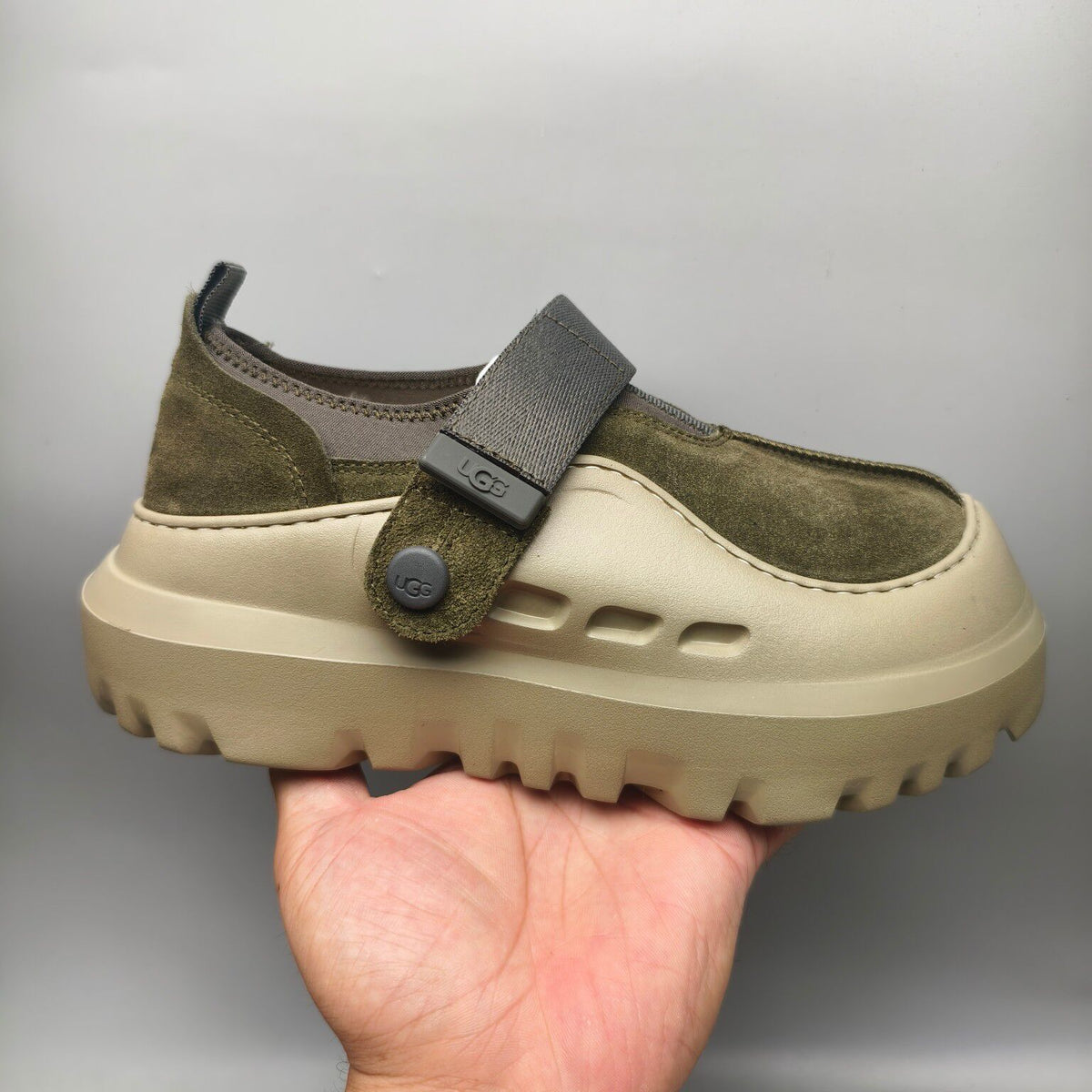 Unisex Slip-On Casual Shoes – Green | 7550