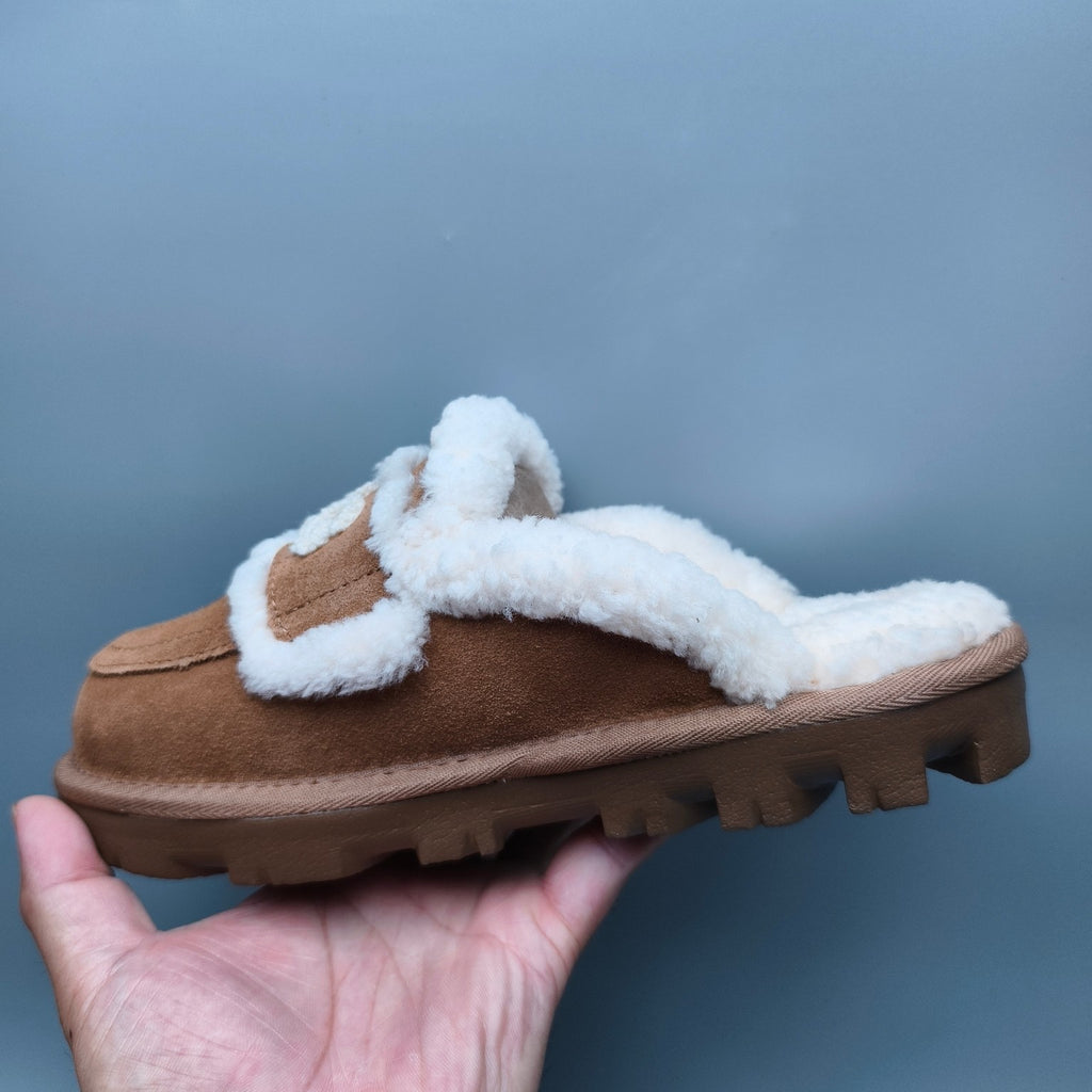 Chestnut Curly Plush Slippers with Oversized Logo | 1206