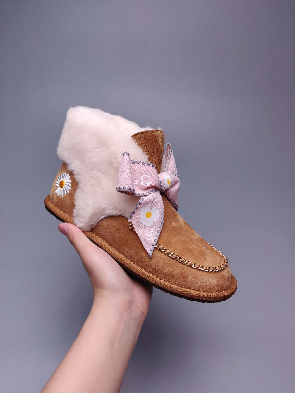 Daisy Chain & Ribbon Footwear – Chestnut | 7888