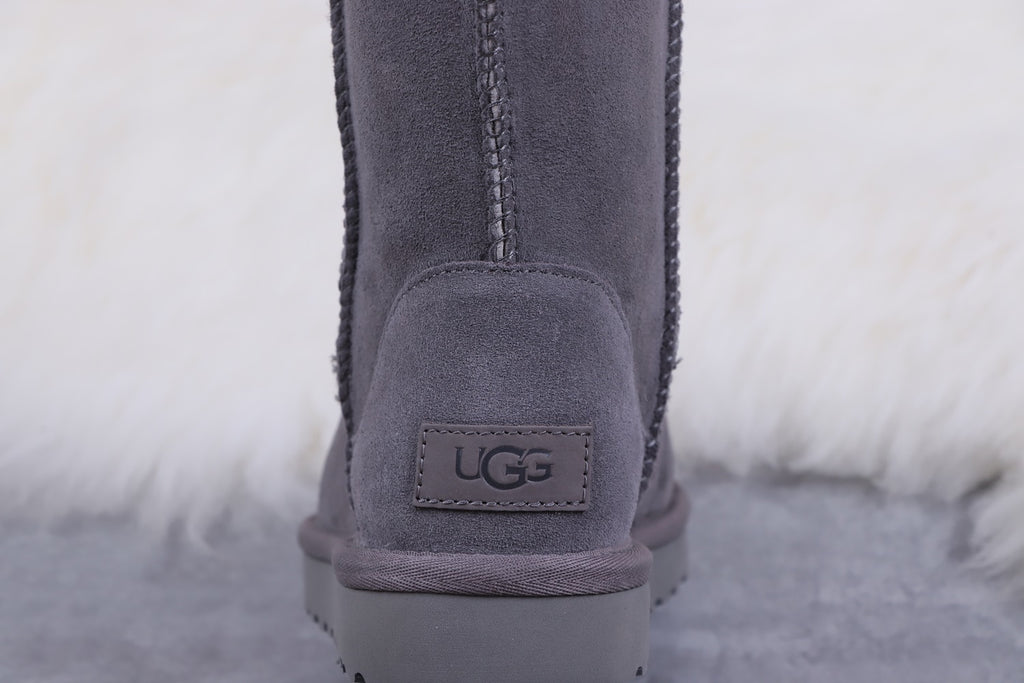Gray Classic Short II Boots – 6223