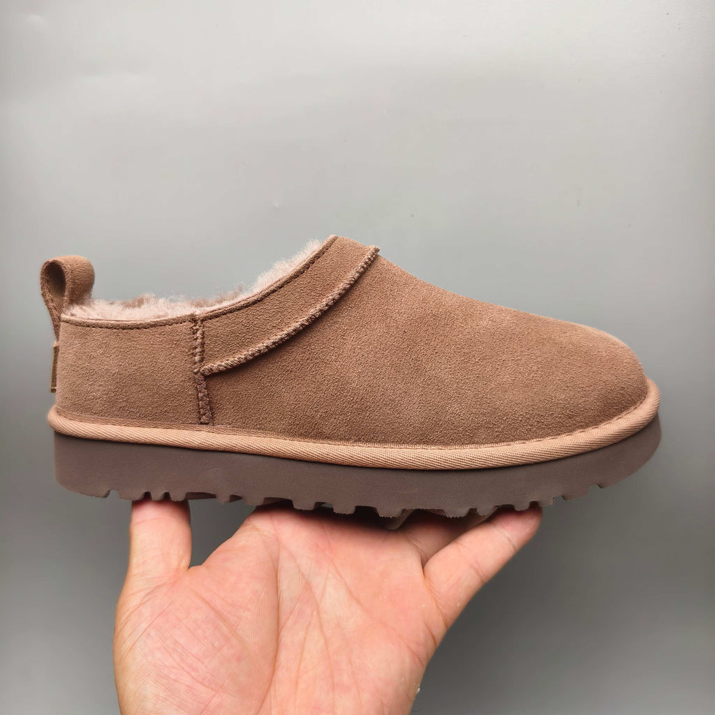 Women’s Classic Slip-On Shoes in Blush Pink – 3891