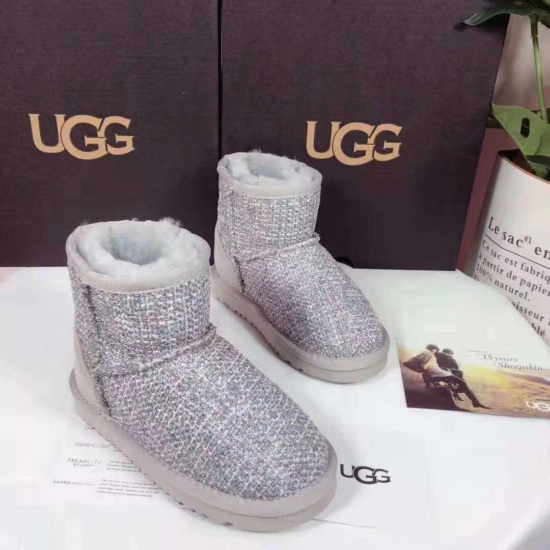 Kids’ Chic Gray Snow Boots – 5854