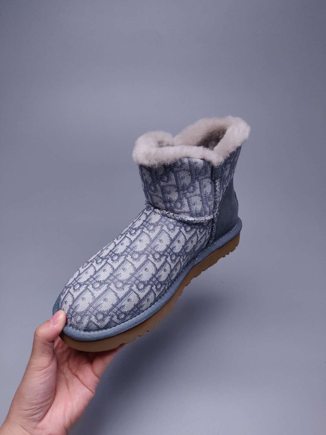 Textured Fabric Footwear – Gray | 6554