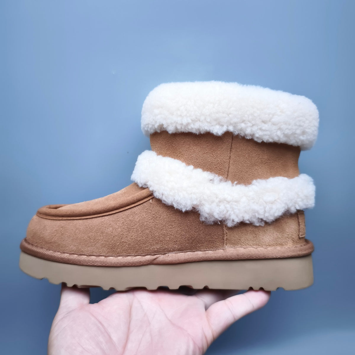 Chestnut Curly-Texture Statement Logo Mid-Top Boots – 5410