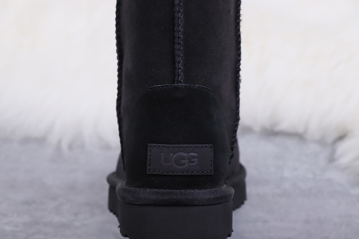 Black Classic Short II Boots – 6223
