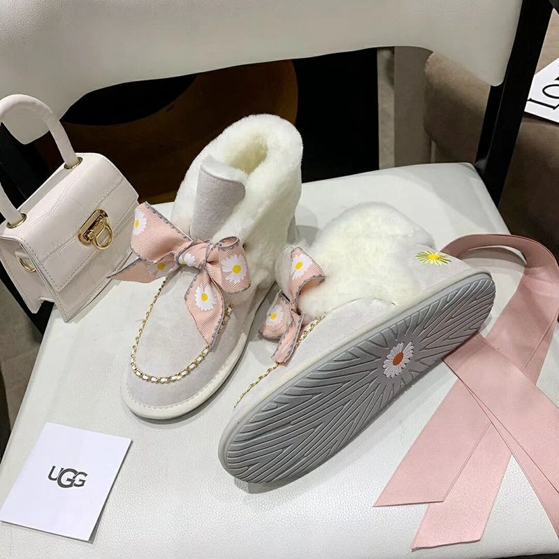 Daisy Chain & Ribbon Footwear – Milkshake White | 7888