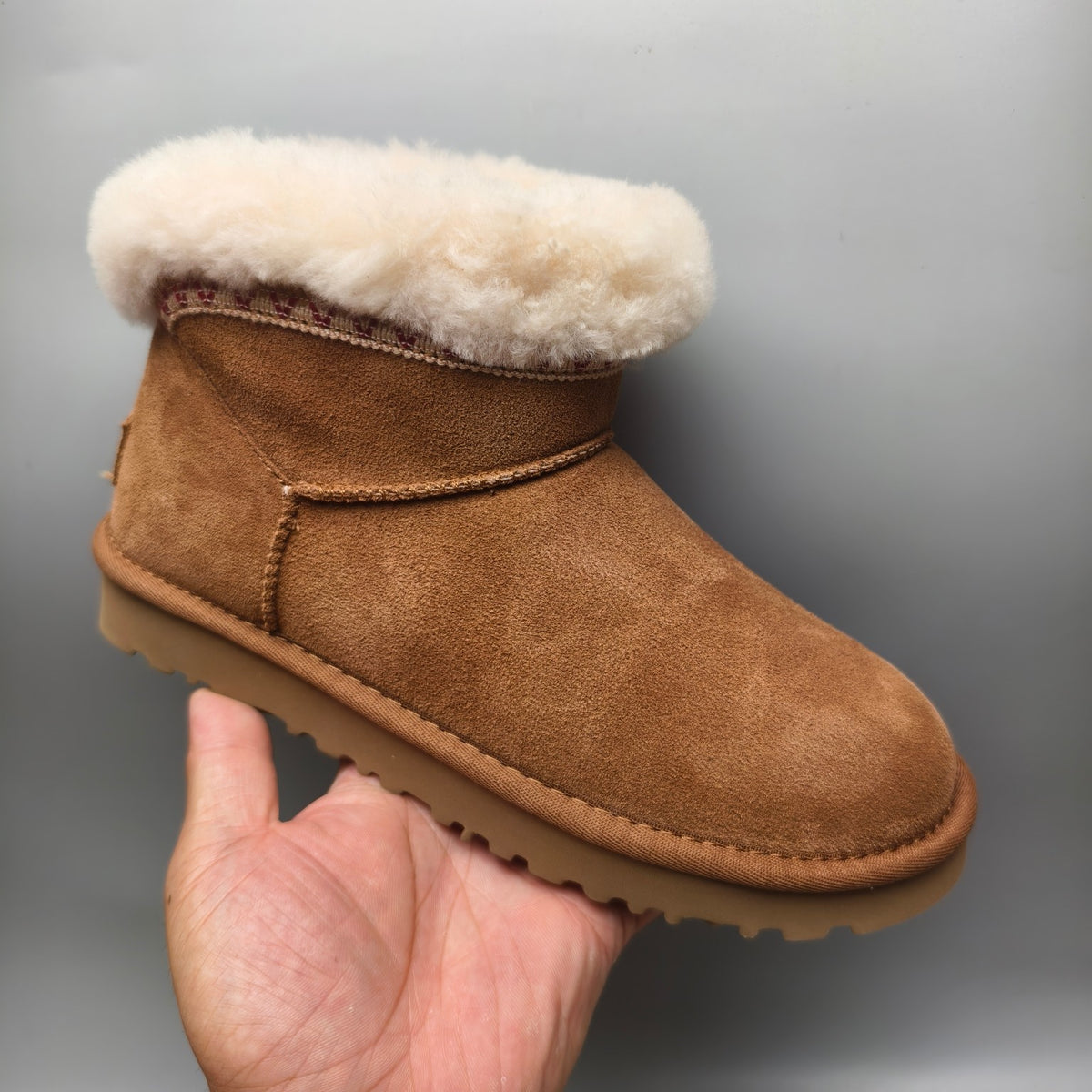 Chestnut Folk-Inspired Low-Top Casual Shoes – 4496