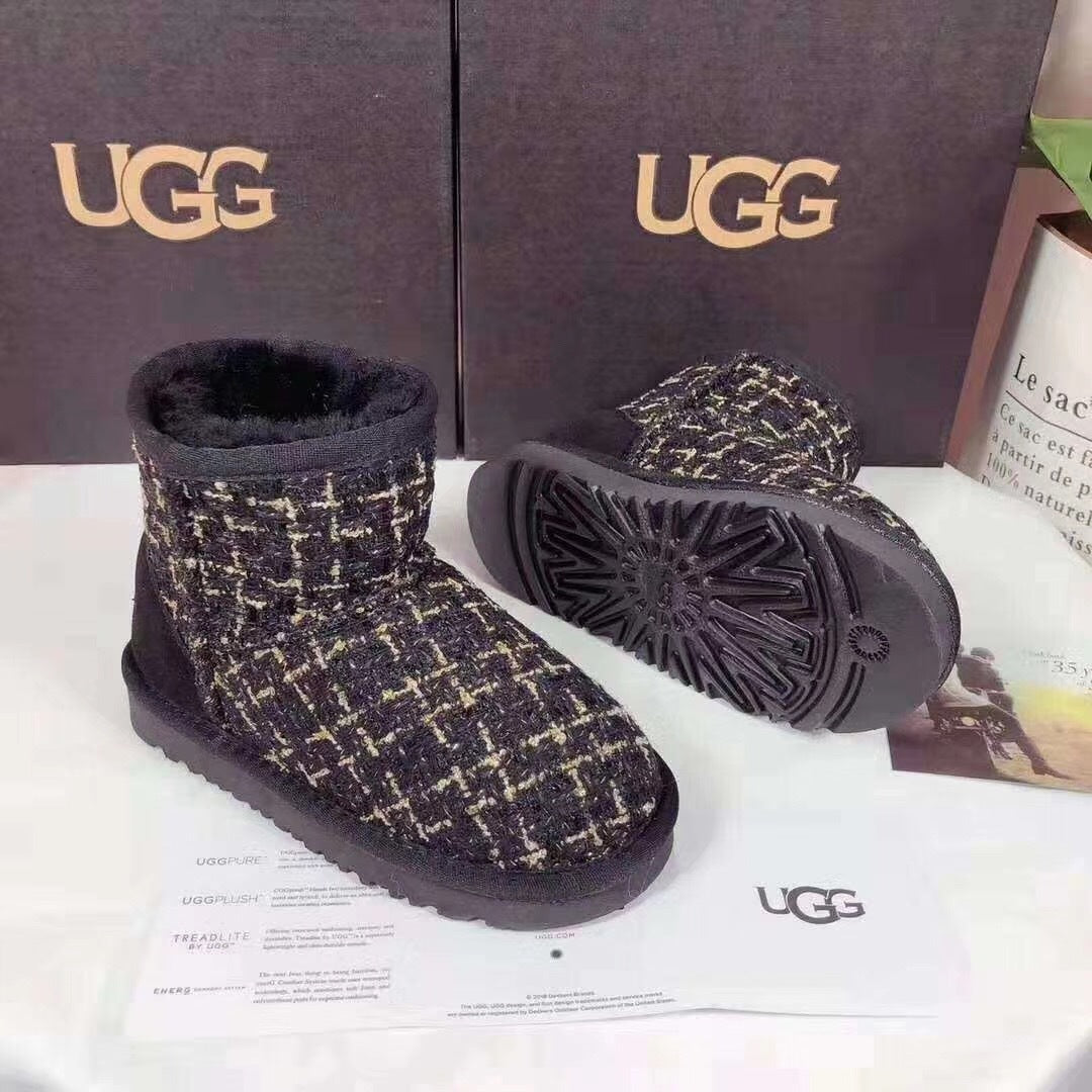 Kids’ Chic Black Snow Boots – 5854