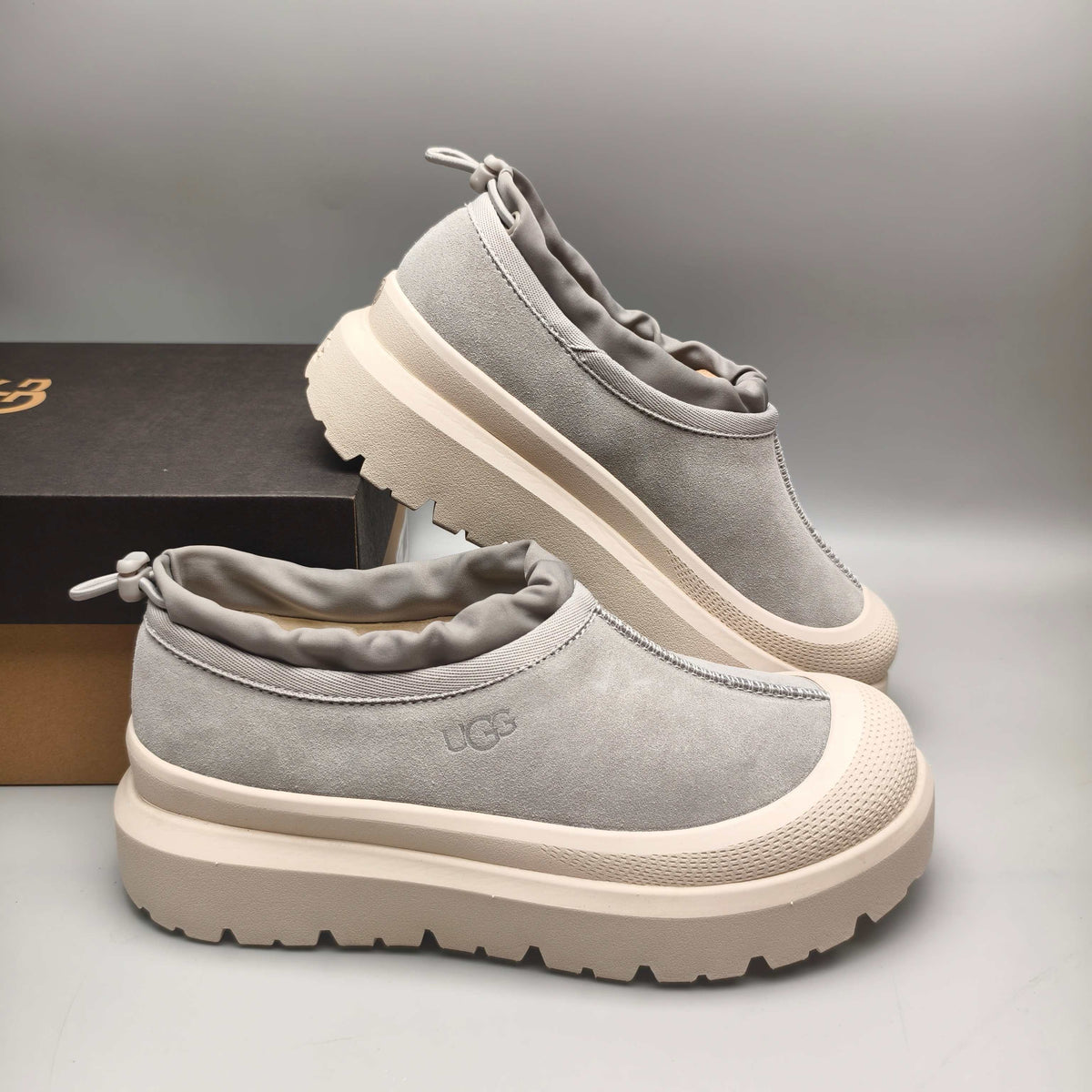 Light Gray Casual Slip-On Shoes – 4096