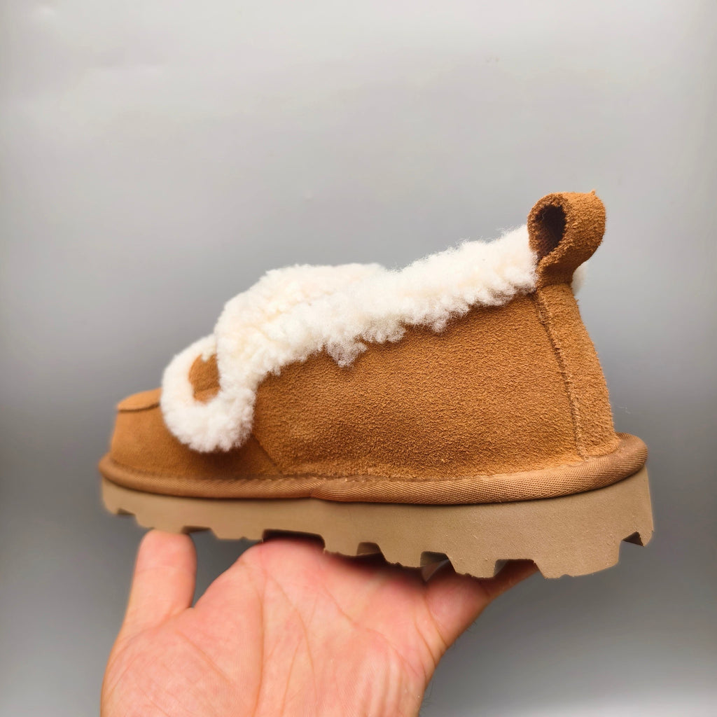 Chestnut Closed-Back Casual Shoes with Oversized Logo | 2939