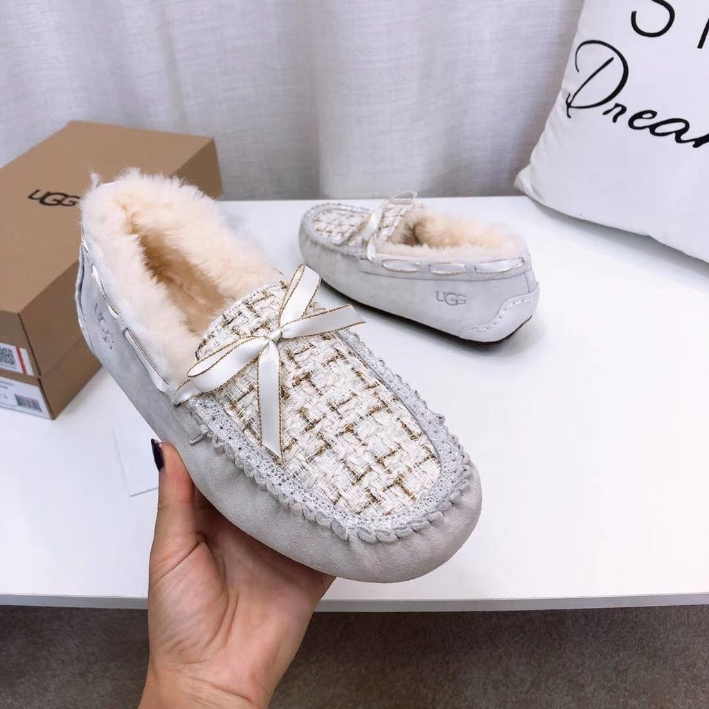 Pearl White Chic Loafers – 5623