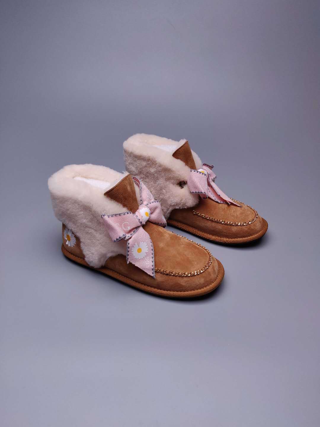 Daisy Chain & Ribbon Footwear – Chestnut | 7888