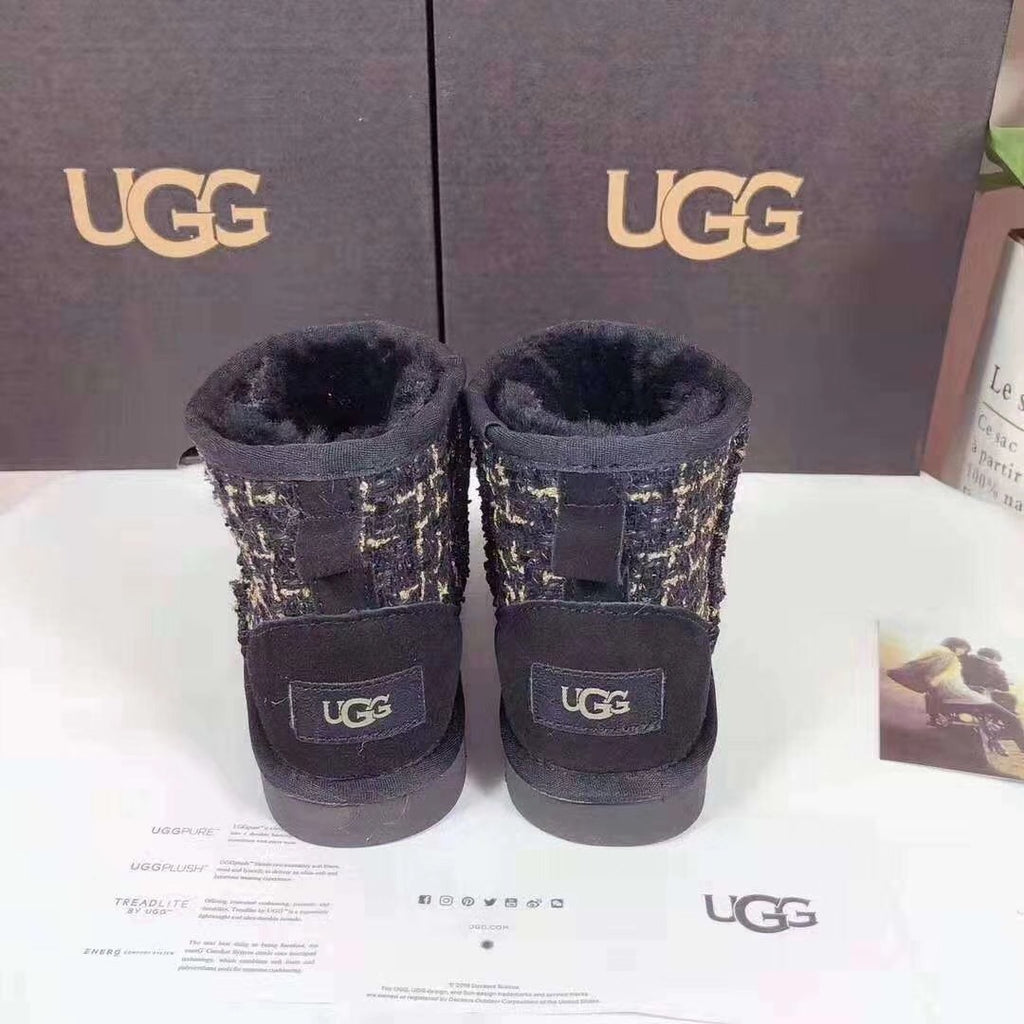 Kids’ Chic Black Snow Boots – 5854