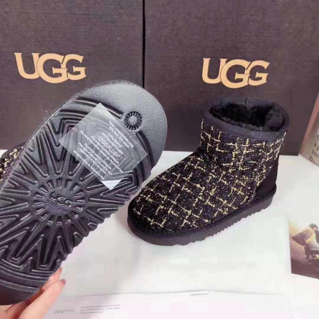 Kids’ Chic Black Snow Boots – 5854