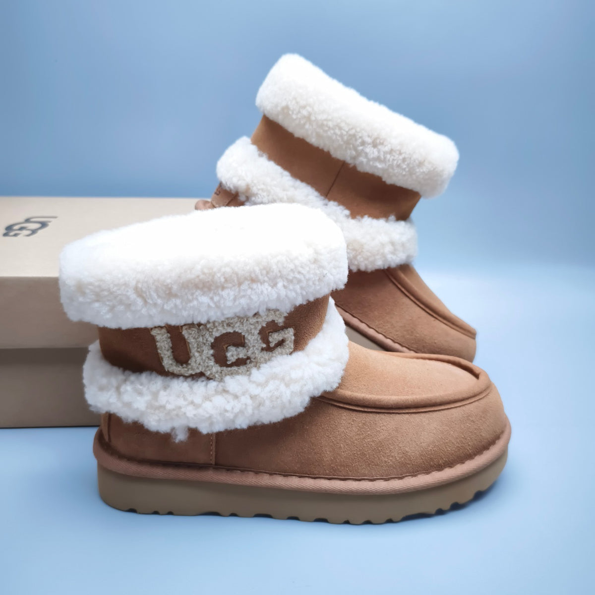 Chestnut Curly-Texture Statement Logo Mid-Top Boots – 5410