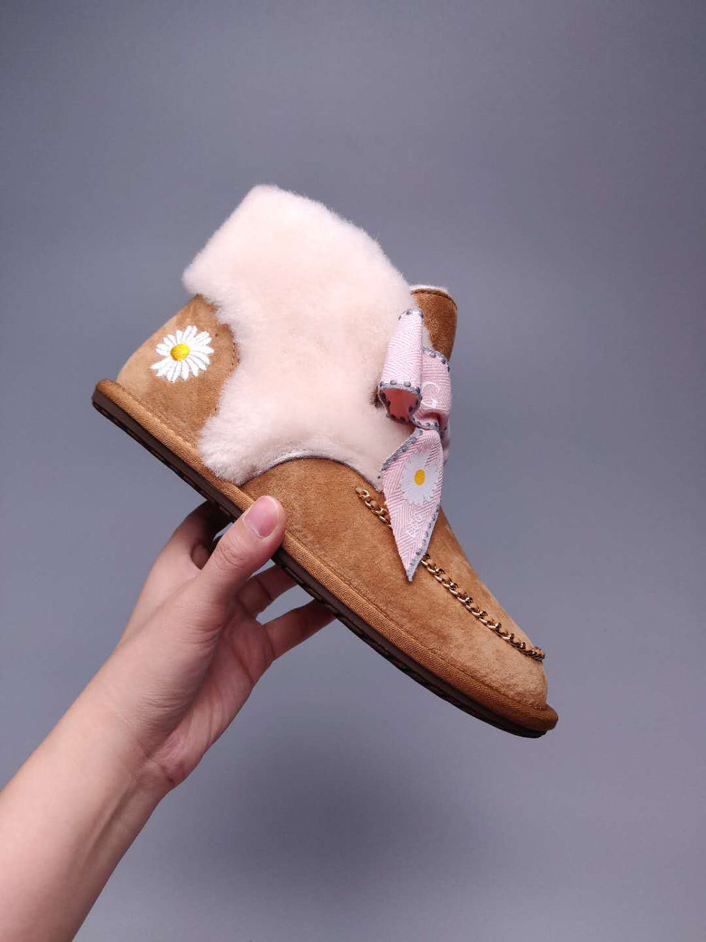 Daisy Chain & Ribbon Footwear – Chestnut | 7888